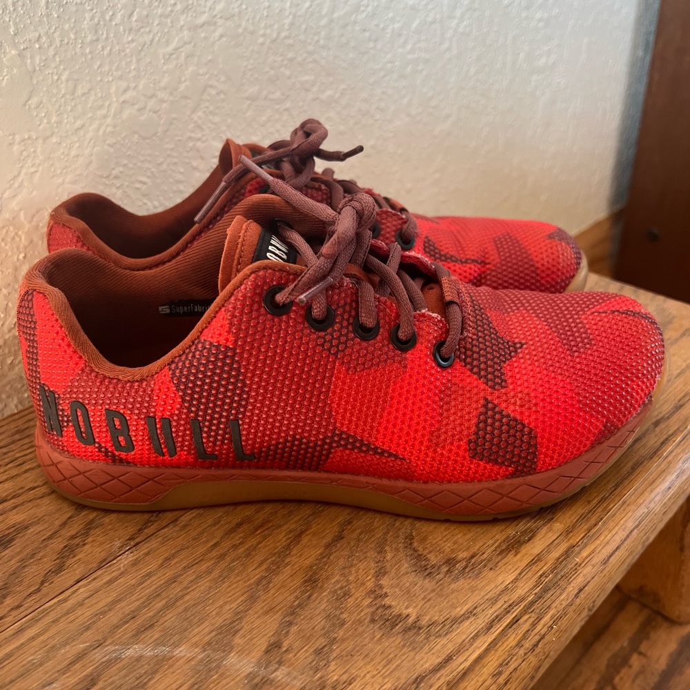 Nobull womens size 8